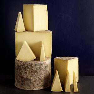 Long Clawson Montgomery English Cheddar Clothbound 56 lb