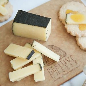 Beehive Cheddar TeaHive 5 lb (3094)
